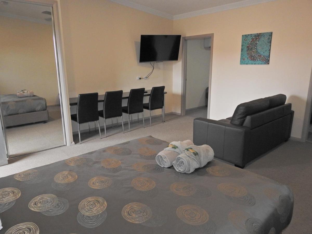 Broken Hill Outback Resort Exterior photo